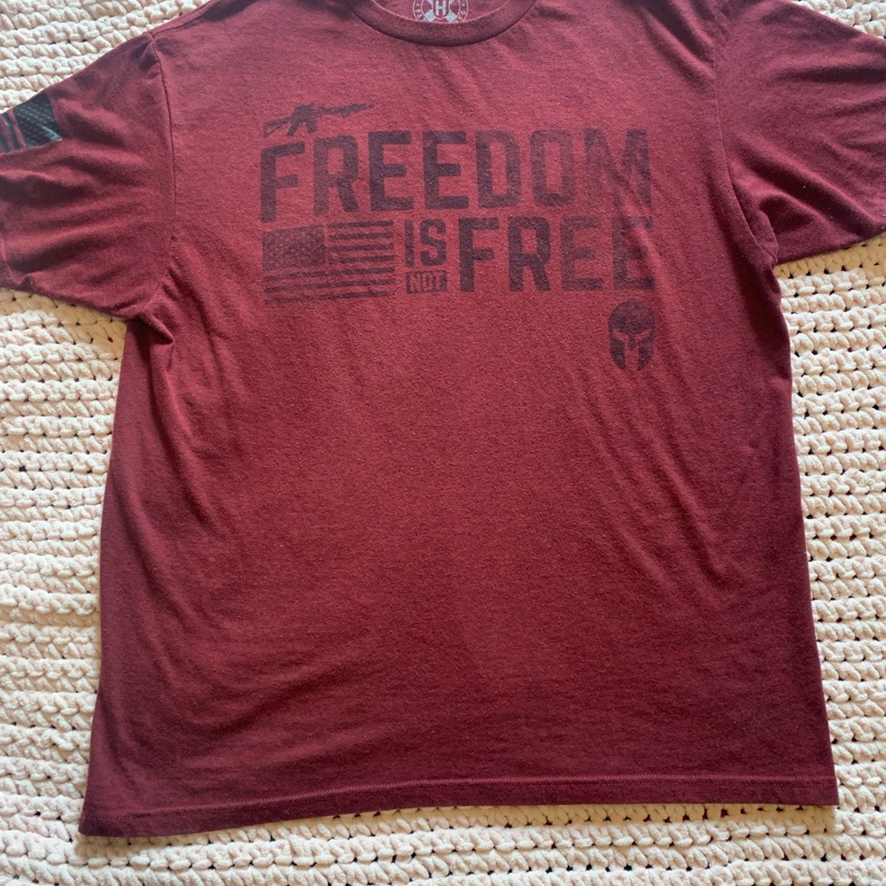 HOWITZER PATRIOT T SHIRT. L